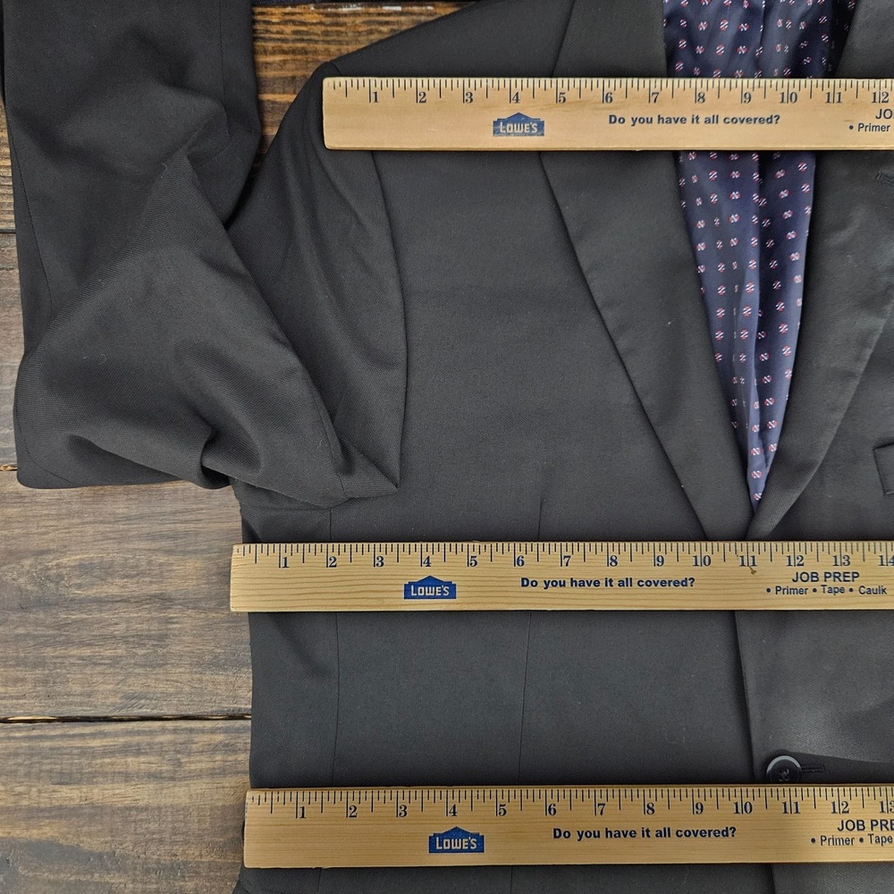 Izod Men's Sport Coat Blazer Two Button Solid Black Polyester Blend Size 44S - Picture 2 of 13